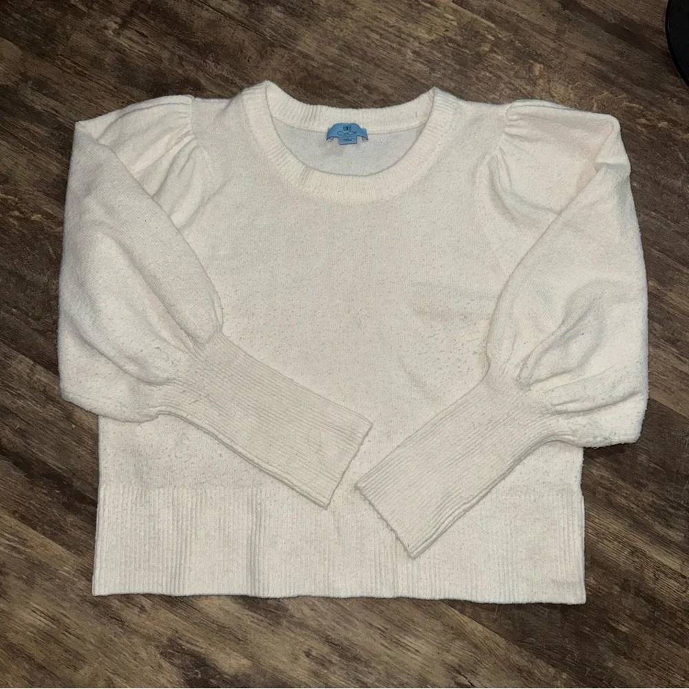 CeCe chic white